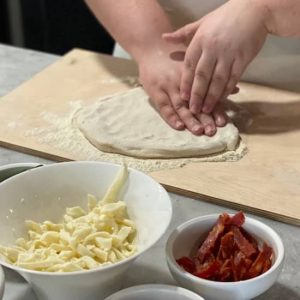 Corso di pizzaiolo di 1 ora a Roma at Day Trips from Rome, Rome, Italy ENHY.com Special Offers, Deals & Discounts in Italy